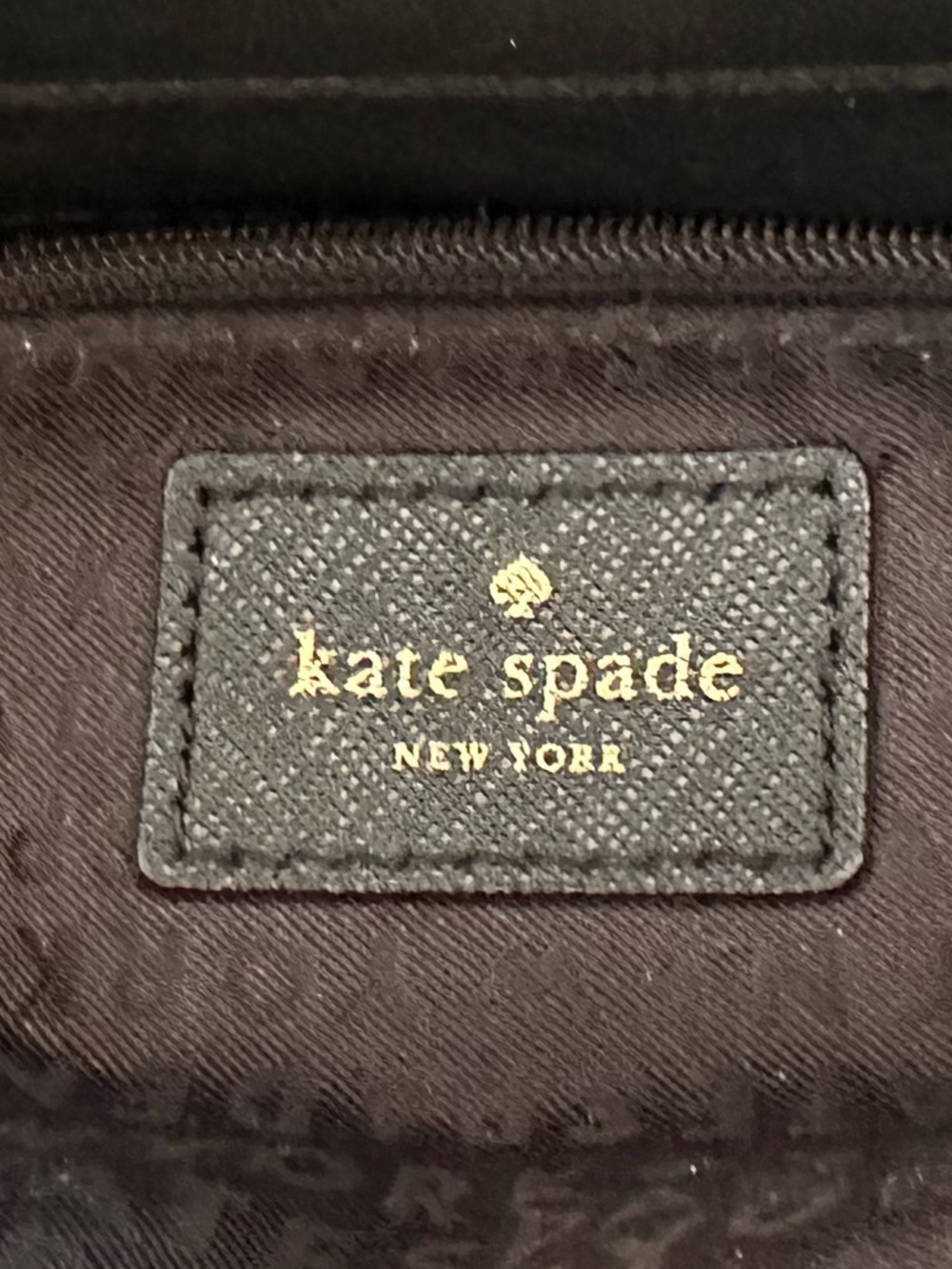 Kate Spade Newbury Lane Dally black zip close gold hardware very good condition - Picture 4 of 17